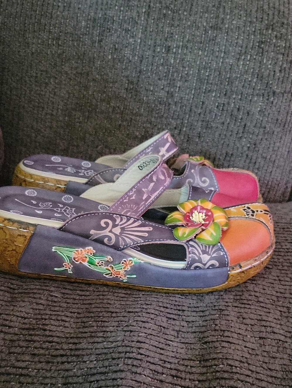 Careaymade Folk Style Colorful Floral Mary Jane Women's Shoes - Handmade - Picture 3 of 7